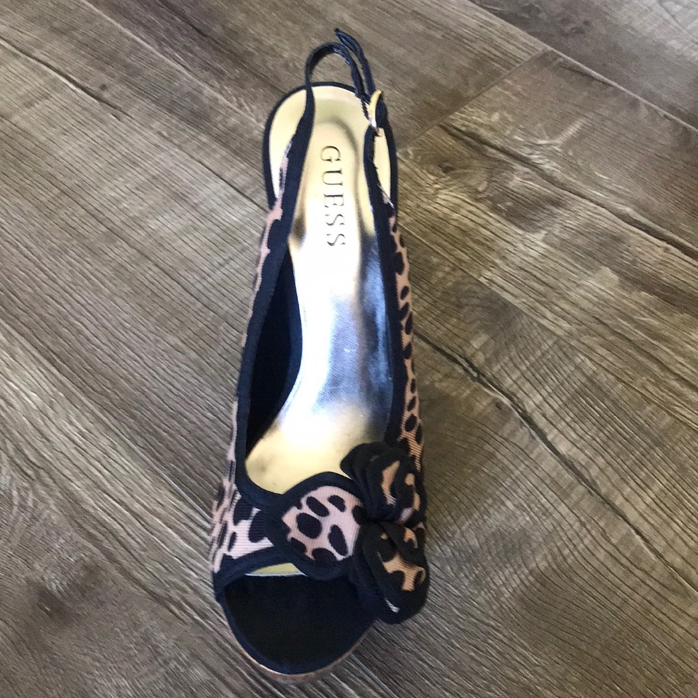 GUESS Leopard Heels - Picture 2 of 5
